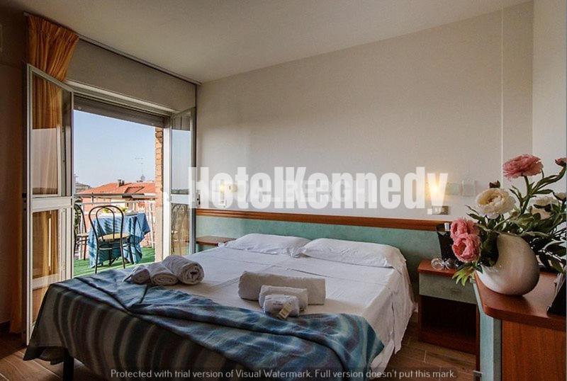 Hotel Kennedy Lido Di Savio Exterior photo